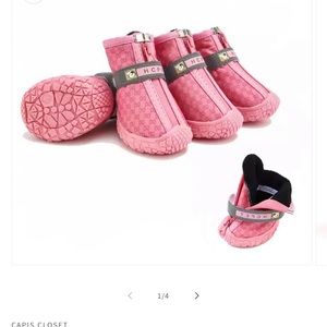 4 Pairs  NonSlip Dog Shoes for Medium LARGE Dogs Number5 Boots and Paw Protector